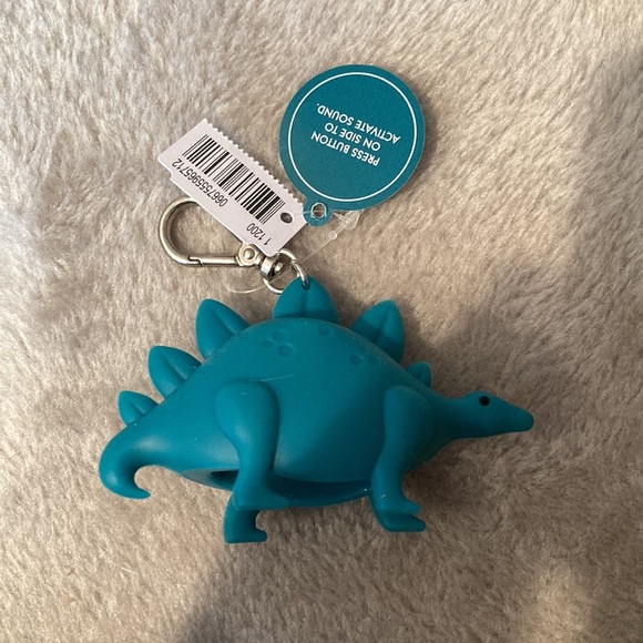 Bath and body works dinosaur hand sanitizer holder NWT - Picture 2 of 2